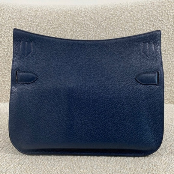 Authentic Hermes Taurillon Clemence Jypsiere 31 Crossbody Sapphire Blue - Picture 4 of 16